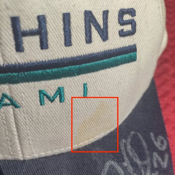 Autographed Travares Tillman #26 Miami Dolphins Hat - Picture 9 of 11